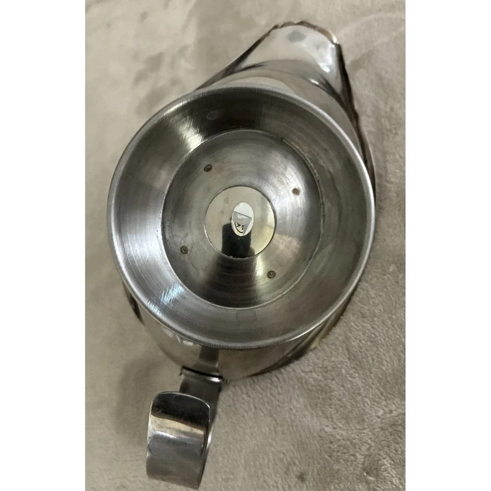 OGGI Gravy Boat Insulated Thermal Stainless Steel Hinged Lid 5x9'' 14oz‎